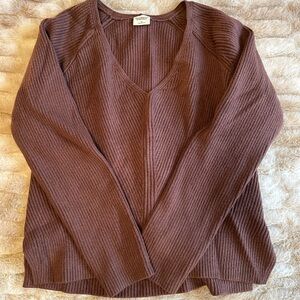 Abercrombie Women's V-Neck Ribbed Sweater